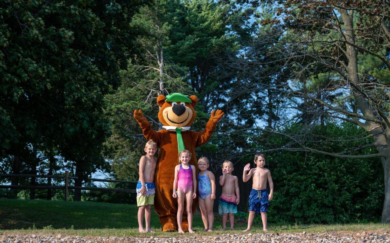 Yogi Bear'S Jellystone Park Camp-Resort Wisconsin Dells Lake Delton Exterior foto